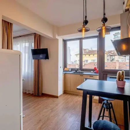 Budget In Center Near Ndk Σόφια