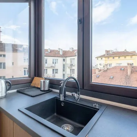 Budget In Center Near Ndk