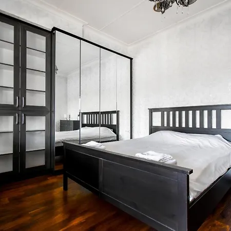 Budget In Center Near Ndk