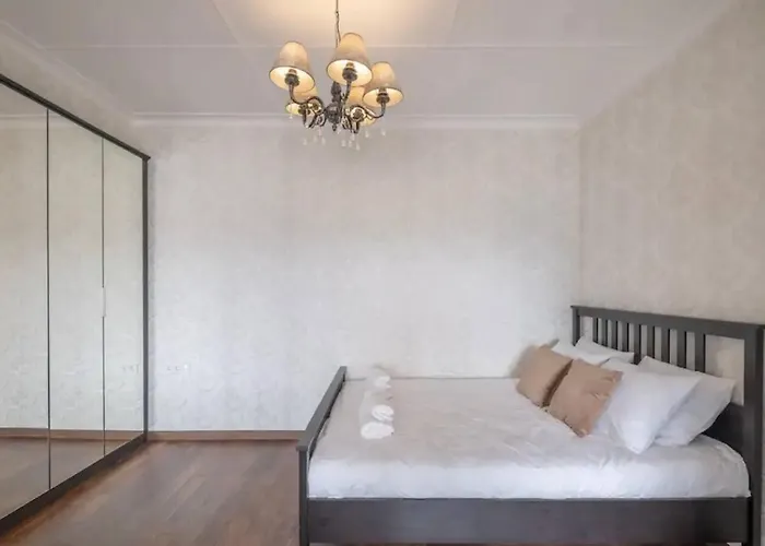 Holiday home Budget In Center Near Ndk *