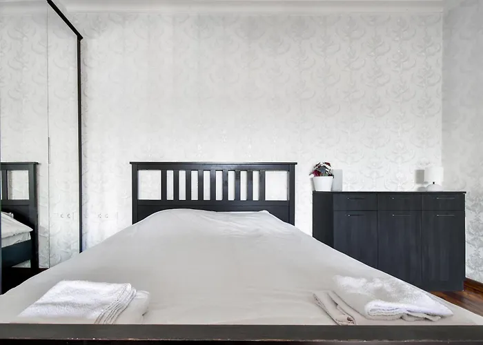 Semesterbostad Budget In Center Near Ndk *