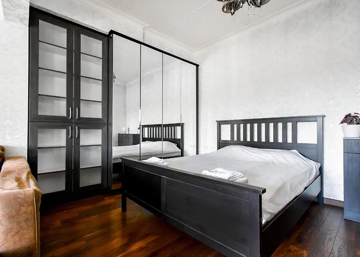 Budget In Center Near Ndk