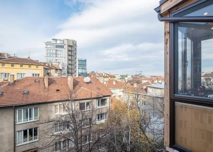 Budget In Center Near Ndk *