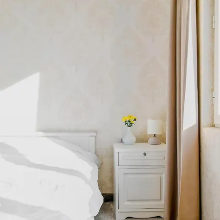 Tatil Evi Budget In Center Near Ndk